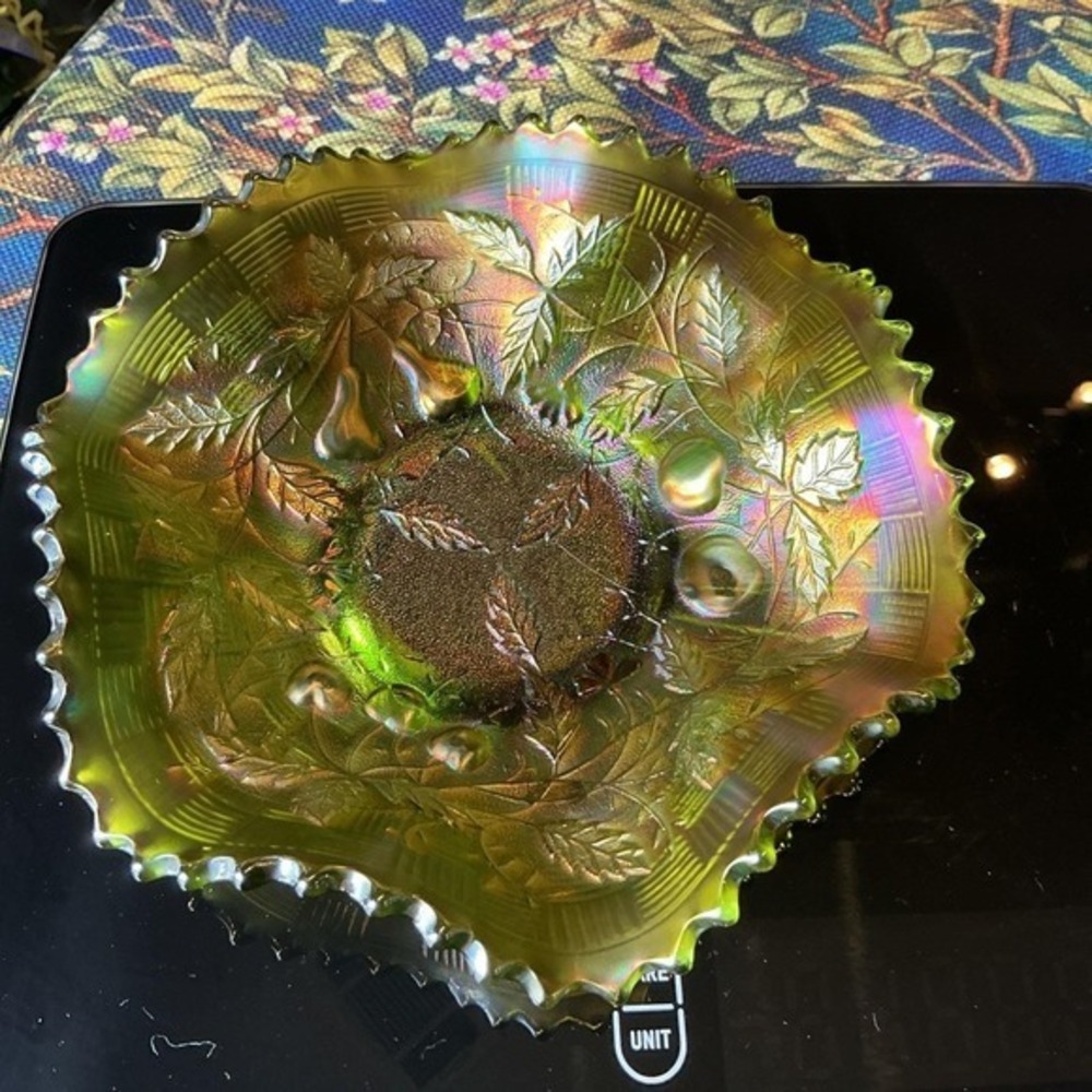 Antique Carnival Glass Olive Green Northwood Three Fruits Bowl Basketweave